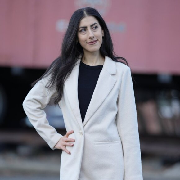 Carly Coat - Picture 13 of 13